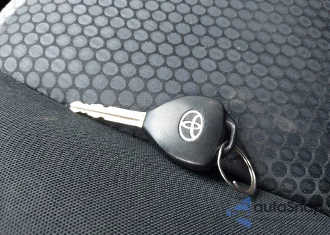 2009 Toyota Corolla Xrs from USA, damaged, VIN 2T1BE40EX9C029344